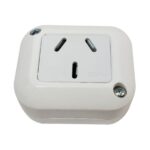 Linea de superficie Taad toma 20A blanco  [UM 1u | 30u]